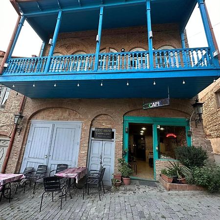 Golden Lion Otel Siğnaği Dış mekan fotoğraf