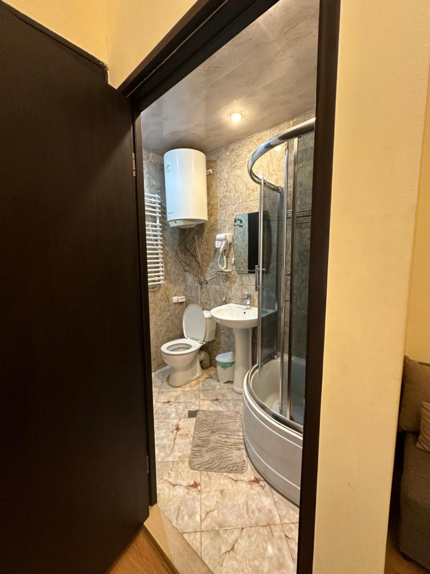 Golden Lion Otel Siğnaği Dış mekan fotoğraf
