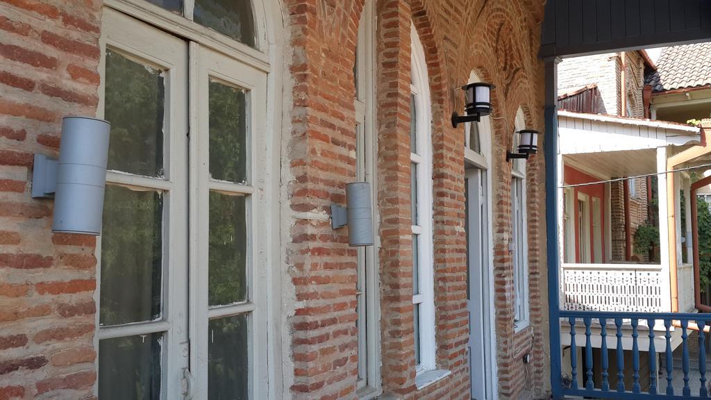 Golden Lion Otel Siğnaği Dış mekan fotoğraf