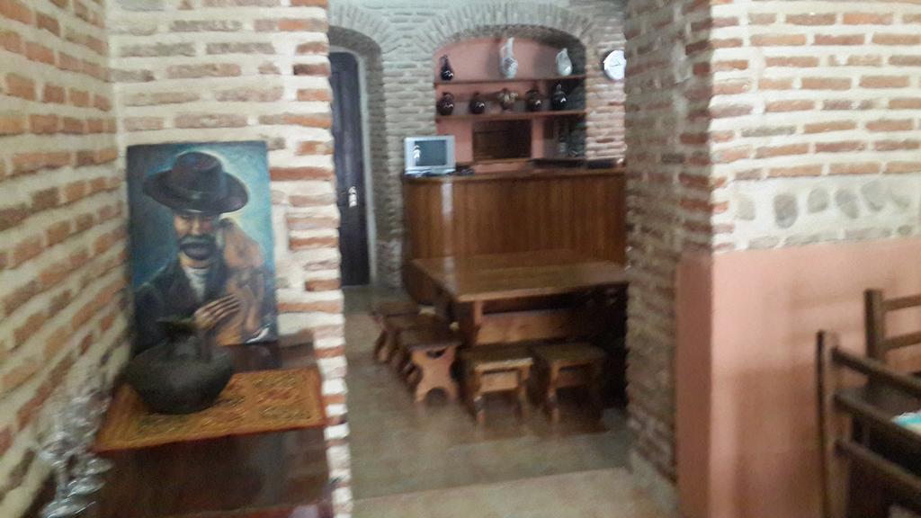 Golden Lion Otel Siğnaği Dış mekan fotoğraf