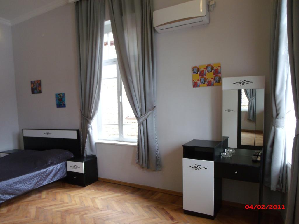 Golden Lion Otel Siğnaği Dış mekan fotoğraf